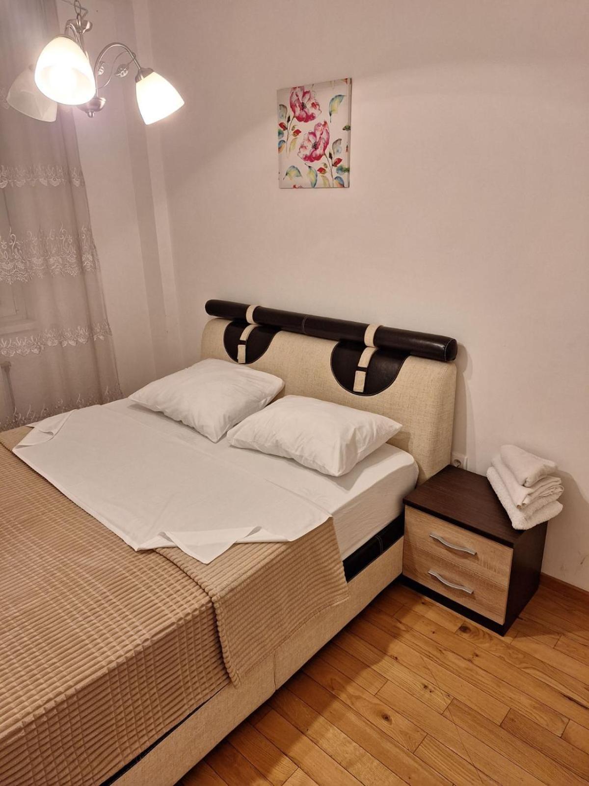 Elegantna Oaza Apartment Banja Luka Exteriör bild